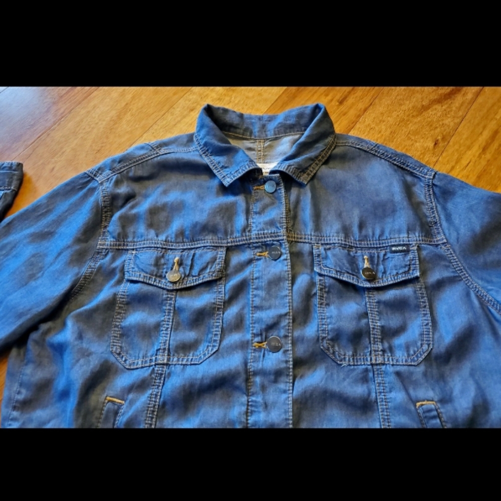 RVCA denim style chambray light shirt jacket